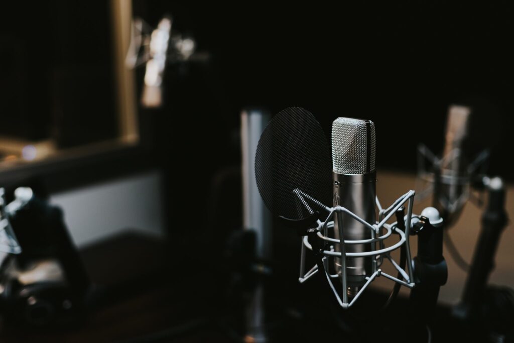 9 steps for successful podcasting image